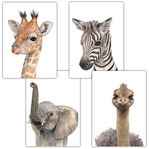 Frechdax® 4er-Set Bilder Kinderzimmer Deko Junge Mädchen - DIN A4 Poster Tiere - Wandbilder - Porträt | Waldtiere Safari Afrika Tiere Porträt (4er Set Elefant, Giraffe, Strauss, Zebra) Cover