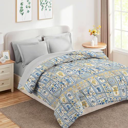 Image of Amazon Brand - Umi Reversible Double Bed Super Soft AC Comforter /Blanket /Quilt /Rajai 220 GSM Soft Microfiber Diamond Stitch (90 inch x 100 inch Inches /228cm x 254cm) - Comforter Double Bed|Blue & Yellow