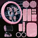 Design luxueux et cristaux : il suffit de l'appliquer et vous aurez un intérieur élégant et une voiture de charme, le kit d'accessoires de voiture étincelants est fabriqué avec des cristaux la décoration parfaite de votre voiture pour rendre votre voiture plus élégante et luxueuse. Le kit est de taille universelle et convient à la plupart des voitures.