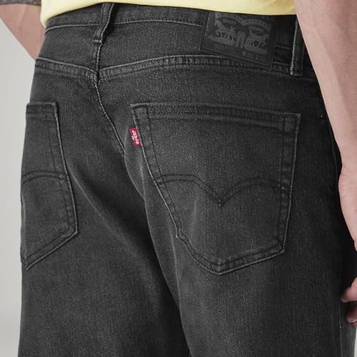 Image of Levi's Men's 505 Black Straight Fit Mid-Rise Jeans