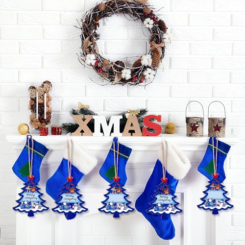 Etiquetas de madera para calcetines de Navidad que decoran tu hogar en fiestas 5