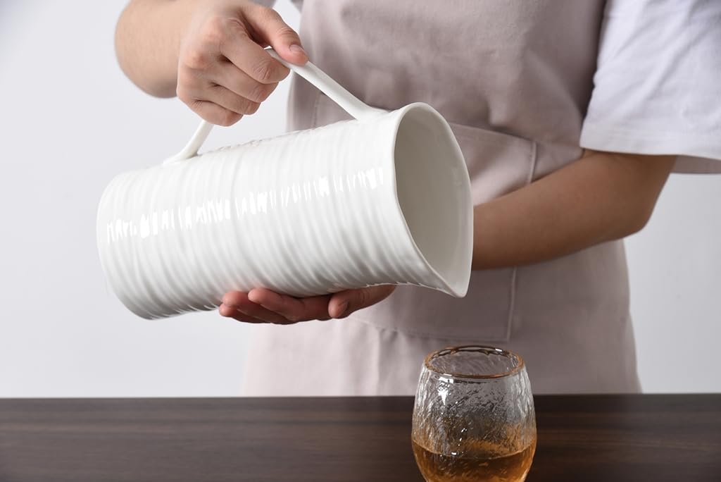 Pampa Bay Le Blanc Pitcher, 7.25" x 4.5" x 9.5"