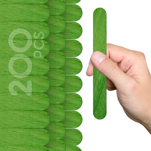 200PCS Wood Craft Sticks Green 4.5 Inch Jumbo Popsicle Sticks Popsicle Flat Rods for Crafts Wooden Green Supplies for Crafting DIY Food Grade