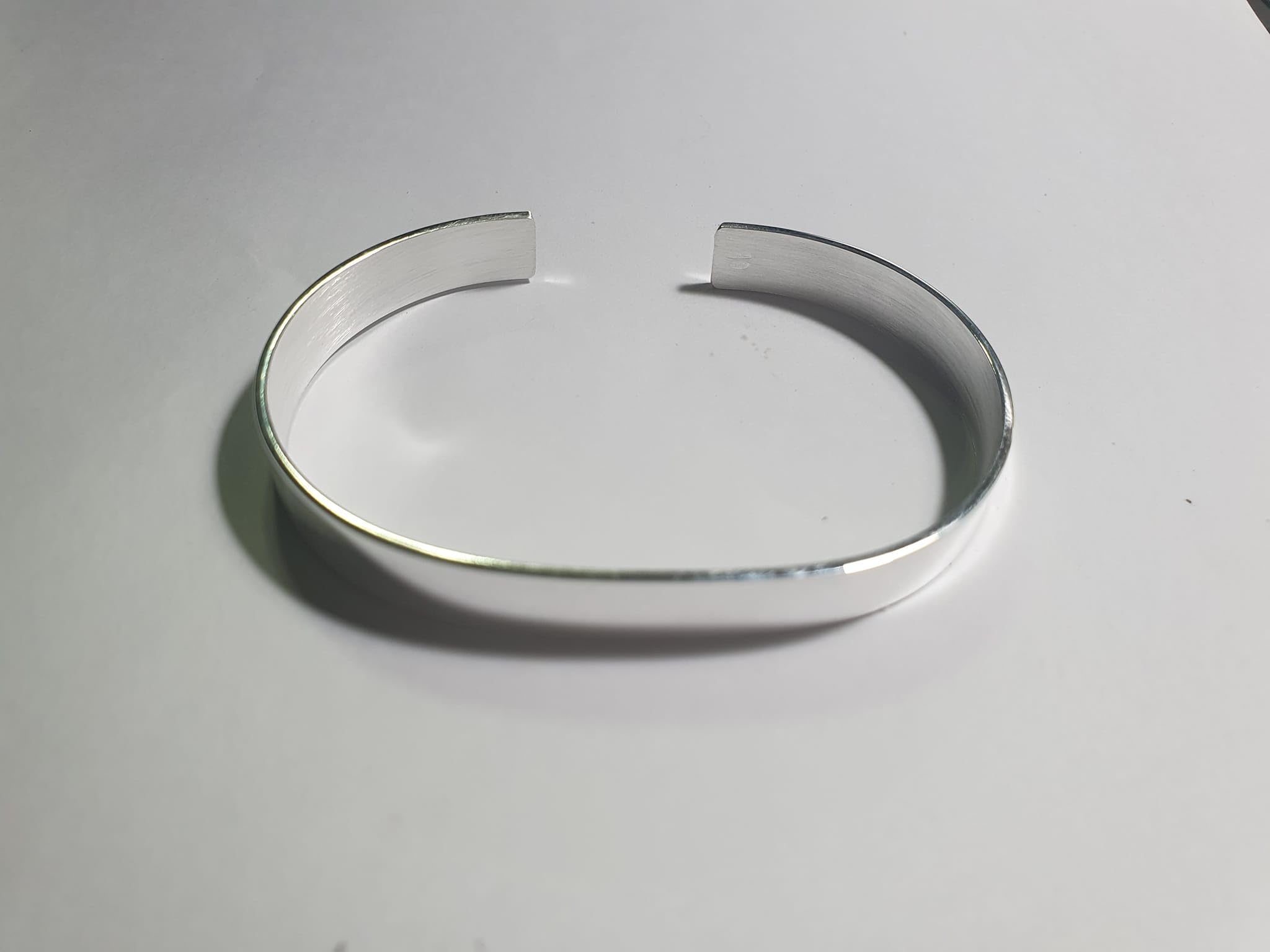1 bracciale rigido argento 925 unisex largo 8 mm spessore 1,3 mm, SU RICHIESTA INCISIONE PERSONALIZZATA NOME