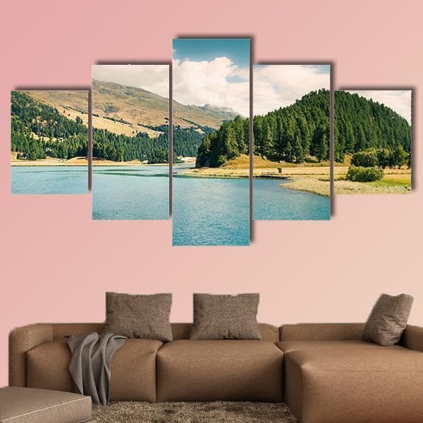 Grand tableau decoration murale salon avec cadre pour habiller et masquer un grand mur vide