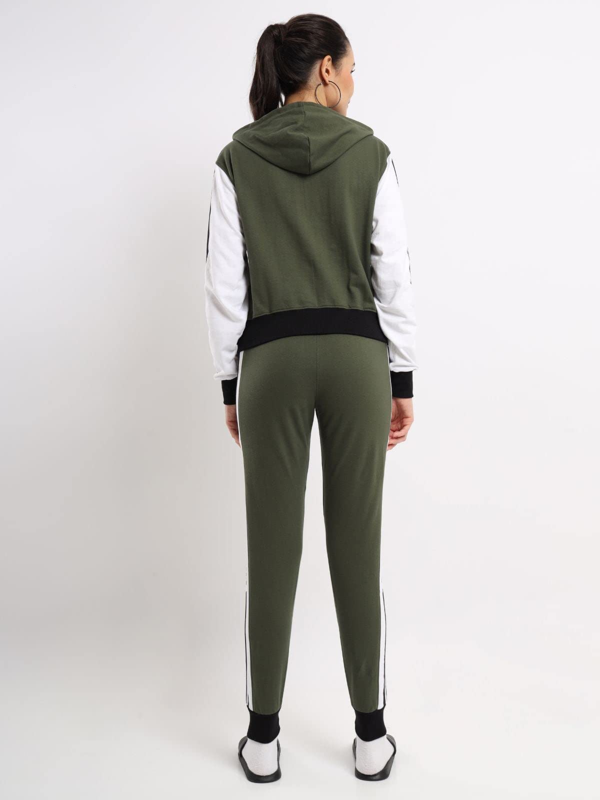 NOBERO Leah Co-ord Damen Sportanzug Oliv Grün Winterkleidung Baumwolle Damen Winterkleidung Set Damen Winterbekleidung Damen Winterbekleidung