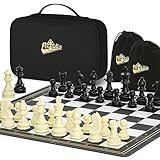 ♛【Gewichtete schachfiguren】Enthält 2 zusätzliche Königin-Stücken, um verschiedene Spielvarianten zu ermöglichen. Die Schachfiguren sind mit Metall eingebettet, um Gewicht hinzuzufügen, und die Unterseite ist mit Filz bedeckt, um Stabilität zu gewährleisten und ein Umkippen im Freien zu verhindern. Dies bietet ein besseres Spielerlebnis und macht es zur optimalen Wahl für Profis sowie für Anfänger geeignet.
