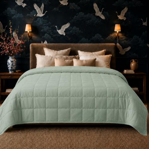 Image of HomeSmart Weighted Blanket King Size 40lbs, Heavy Blanket, Perfect for Couples, Fits Standard and California King Beds, 88x104, Sage Green