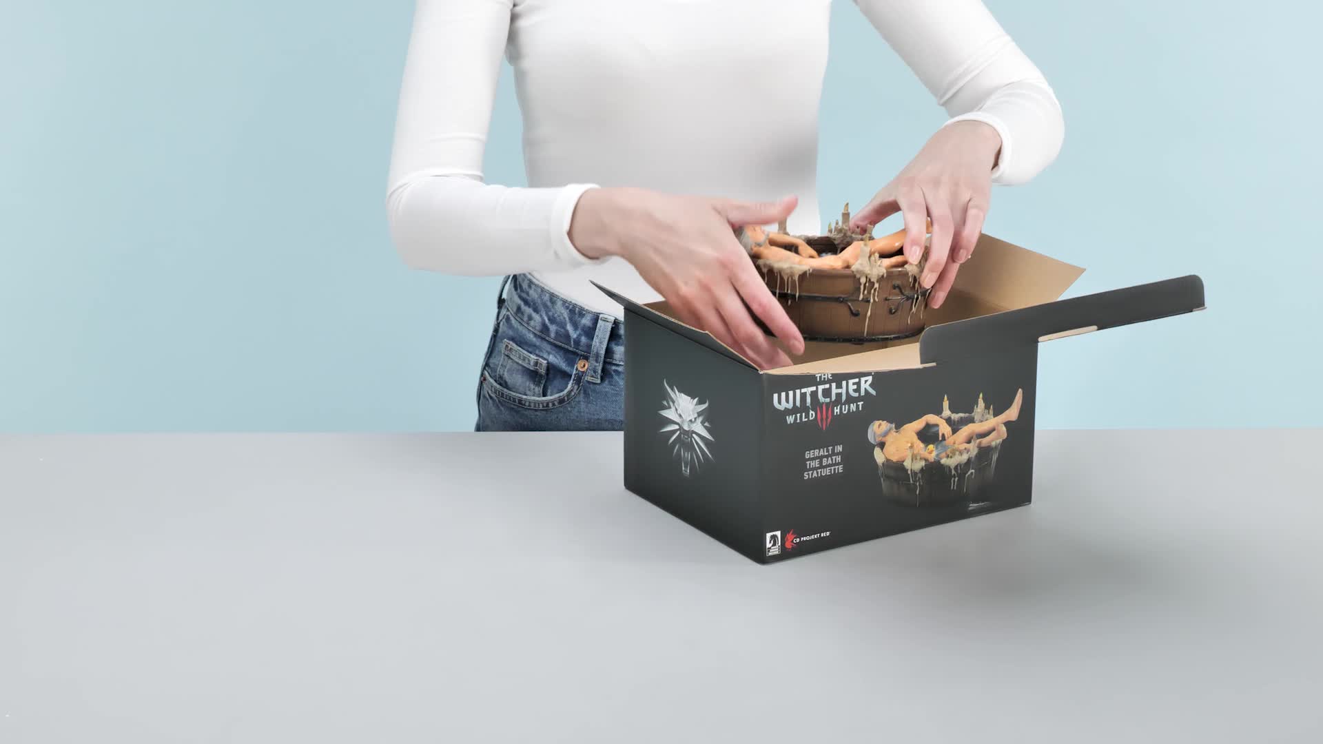 Dark Horse Deluxe The Witcher III: The Wild Hunt: Geralt in Bath