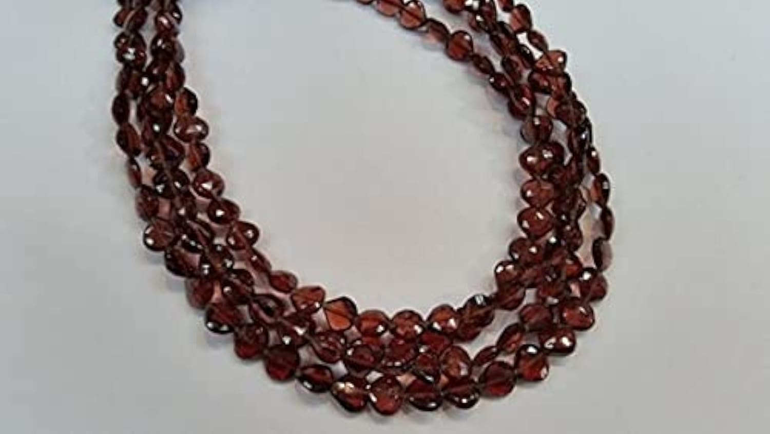 LKBEADS Mozambique Garnet Faceted Heart Shape Briolette Straight Drill 6MM, length is 10"