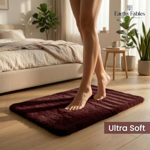 Image of Earthy Fables Feather Microfiber Rug /Mat, Thick, Quick Dry, Anti-Skid, Non-Slip, Machine Washable Floor Rug, Door Mat for Kitchen, Bedroom, Living Room, 60 x 40 cm - Wine