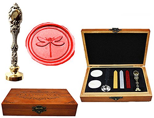 Coffret cadeau en bois pour cachets de cire et papeterie de mariage