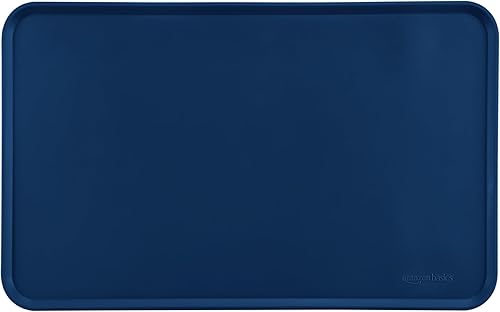 Tienda Basics - Tapete de silicona antideslizante e impermeable para platos de comida y agua de mascotas - 18.5 x 11.5 pulgadas, color azul