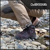 LOWA Men's Renegade EVO GTX Mid Hiking Boot, Deep Black, 12
