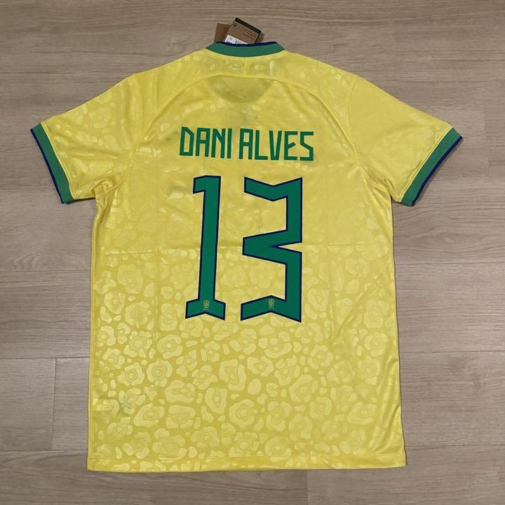 2019 ブラジル代表 ユニフォーム ダニエウ・アウヴェス 直筆サイン入り 2019 ブラジル代表 ユニフォーム ダニエウ・アウヴェス 直筆サイン入り