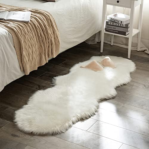 MIULEE Luxury Super Soft Fluffy Area Rug Faux Fur Sheepskin