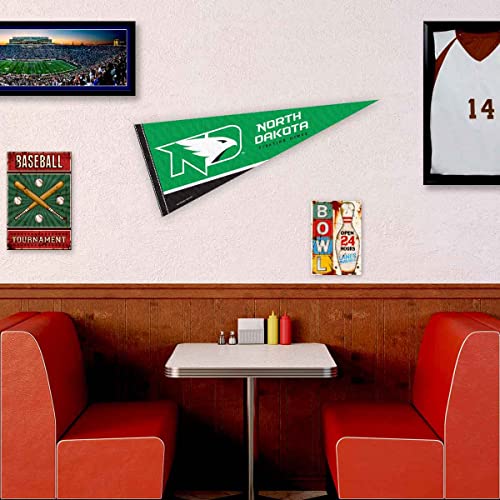 Fanions ND Hawks du Dakota du Nord College Flags & Banners