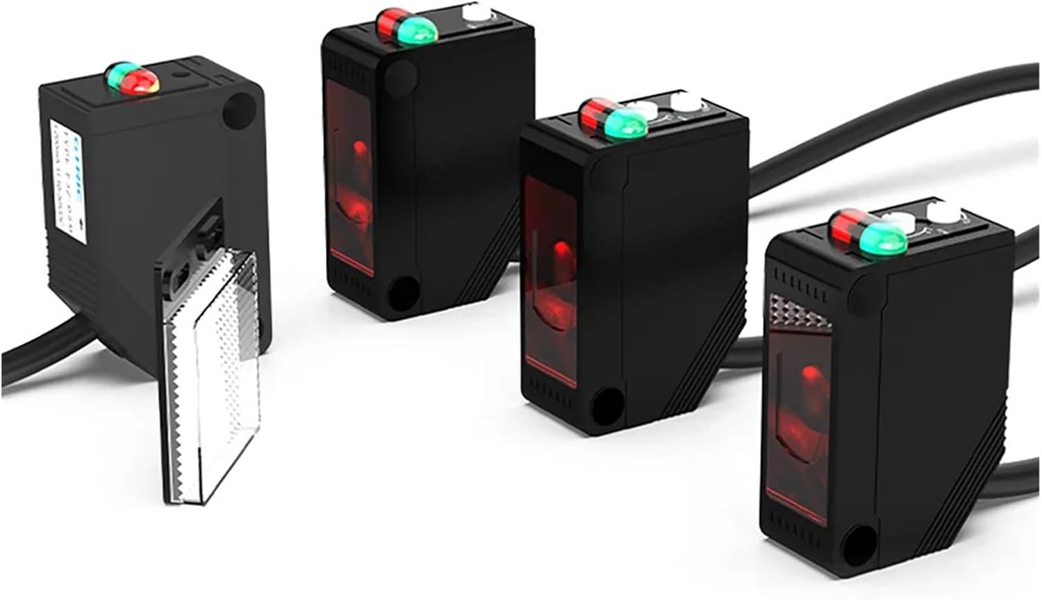 E3Z-D61 Diffuse Reflection photoelectric Sensor NPN PNP 12-24VDC Square Infrared photoelectric Switch Distance 30CM with Bracket(10cm 3-wirepnp No Nc)