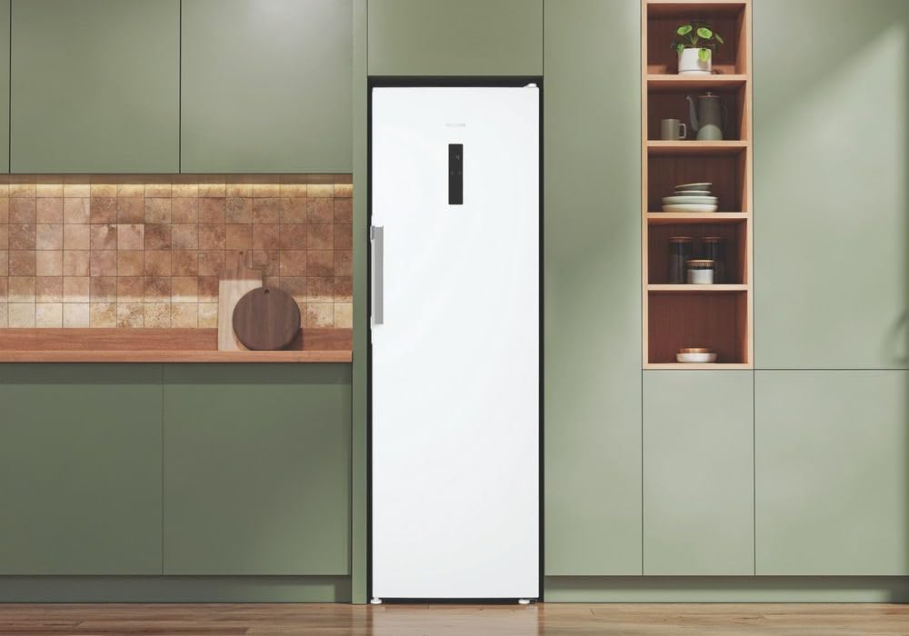 Hotpoint - HPMLF6443W4E Réfrigérateur Armoire Pose Libre 365L - Technologie No Frost et VitalCare - H 186,5 x L 59,7 x P 70,9 cm - Classe Énergétique E - Blanc