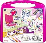 COLORIAGE ENFANT ET STICKERS INCLUS : ensemble comprenant 6 Blopens, 6 feuilles de dessin et plus de 40 stickers, permettant d’associer coloriage et décoration avec des visuels inspirés de créatures fantastiques