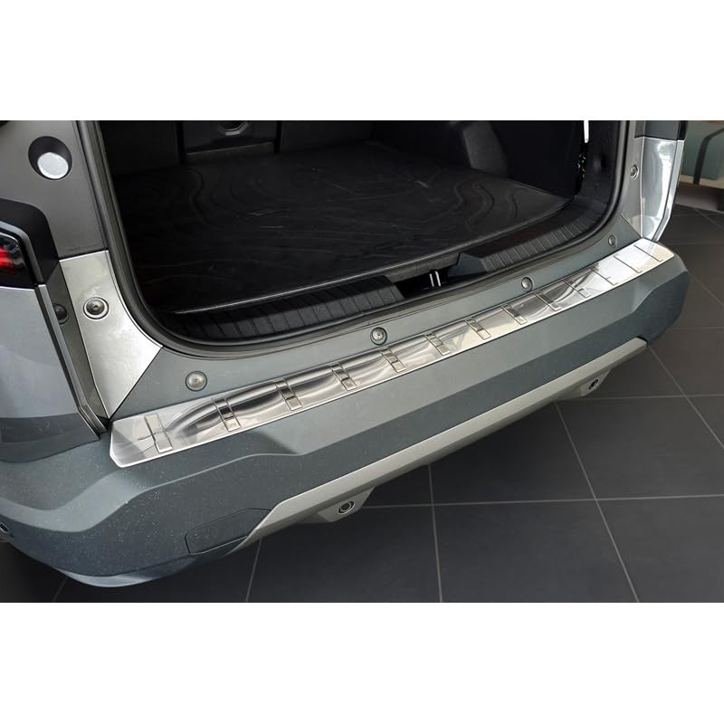 Protection de seuil arrière INOX compatible Dacia Bigster 2024 accessoire auto Ribs