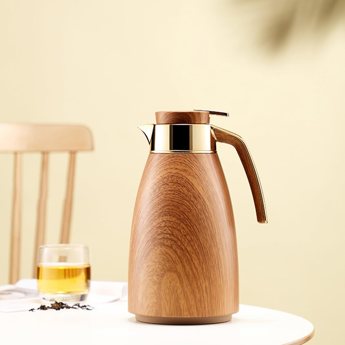 GIZNXBA Caraffa Termica 1,6 Litri Caraffe in Acciaio Inox per Liquidi Caldi - Caraffe Isolate per Conservare caffè Caldo/Freddo, tè, Acqua, Distributore di Bevande per Feste(/Walnut)
