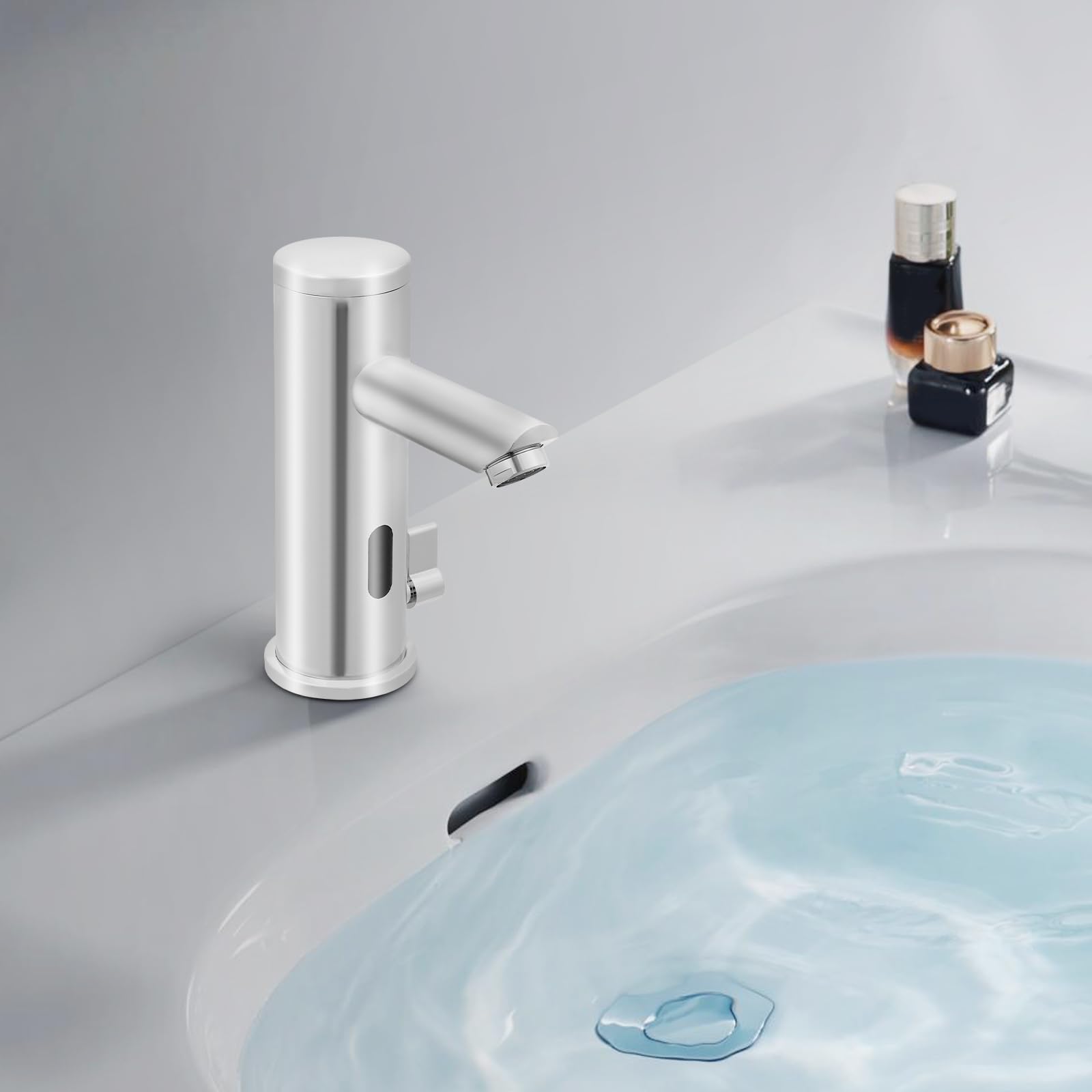 Robinet de salle de bain à capteur - Robinet automatique avec mitigeur de température - Robinet de lavabo sans contact en laiton avec capteur infrarouge - Température réglable de 0 à 55 °C