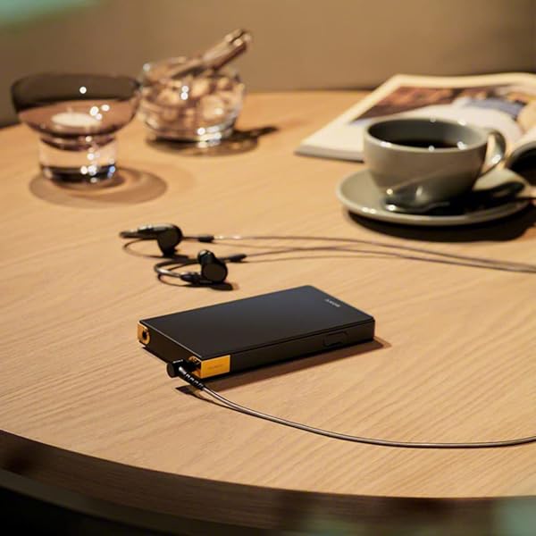 ソニー(SONY) ウォークマン 64GB ZXシリーズ NW-ZX707 : ハイエンドストリーミングWALKMAN/DSDリマスタリングエンジン搭載/MP3プレーヤー / Bluetooth/android搭載/最大25時間連続再生/microSD対応/5.0インチタッチパネル/4.4mmバランス接続対応/USB DAC機能搭載/360 Reality Audio ブラック NW-ZX707 C