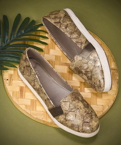 Image of JM LOOKS Women Textured Slip On Loafers with Platform Sole Construction
