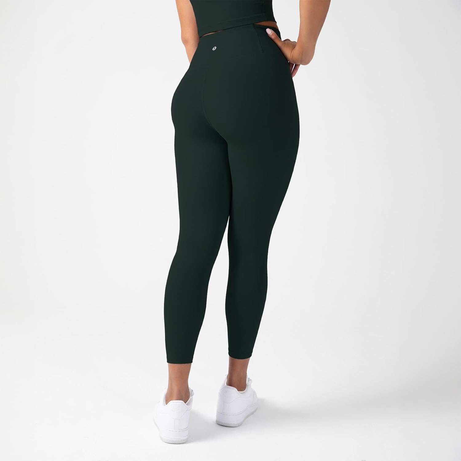 YITTY Active Women's Ultraluxe Crossover High-Waist Legging, Athleisure, 4-Way-Stretch, Everpine, XXL/1X, 7/8 Length - Image 2