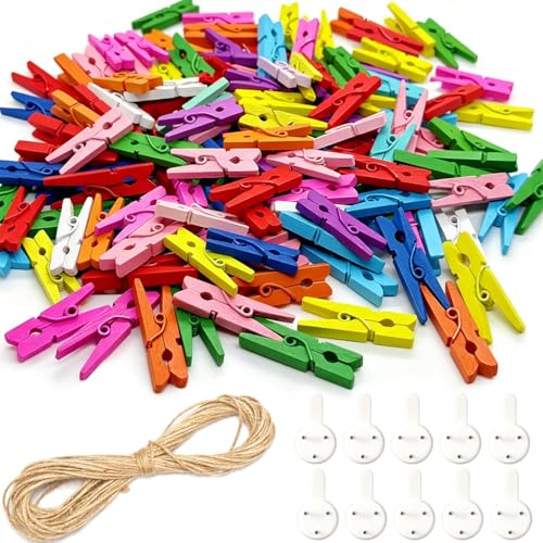 100PCS Mini Pinces à Linge Bois Déco avec 10m Corde de Jute et 10 Punaises, Petite Epingle en Bois pour Photo, Bricolage, Artisanat et Décoration Murale,...