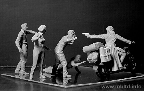 Masterbox Zombieland: Zombie Hunter Road To Freedom Model Kit - 4 Zombies And Escaping Girl (1/35 Scale) #TOP5