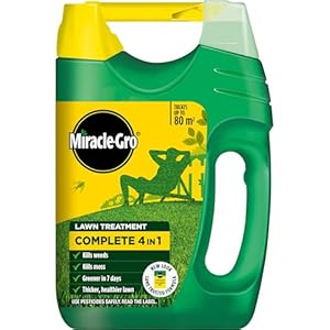 Miracle-Gro Complete 4-in-1 Lawn tr...