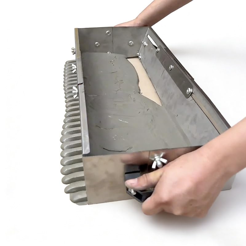Truelle Crantée Réglable 400-800mm Peigne à Mortier avec Roues Niveleur De Carreaux Boîte Carrée Sable Plat Outil De Nivellement pour Carrelage Et Pavage