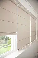 Cortina Persiana Romana 1,60 Larg X 1,50 Alt Blackout Veda a Luz Super Luxuosa (Creme)