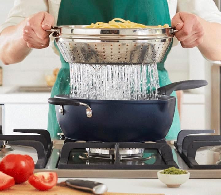 Miniatura 3 de Set de sartenes de 4 piezas de Cuisinart Preferred - Nouveau Navy (sartén multiusos de 4.5 cuartos con tapa, vaporera, volteador ranurado)