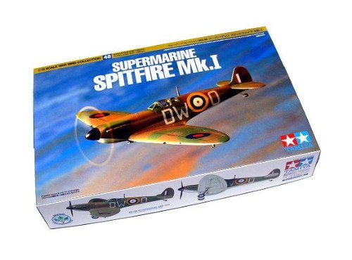 Supermarine Spitfire MK.1 Tamiya 1/72 maquette pour diorama historique de la RAF