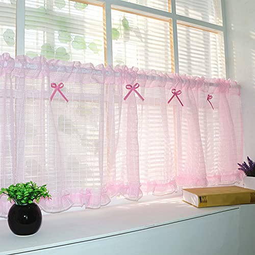 Tulle rose délicat pour sublimer la décoration d'une chambre de bébé