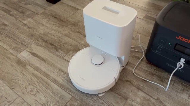Watch DREAME D10 Plus Gen 2 Robot Vacuum and Mop on Amazon Live
