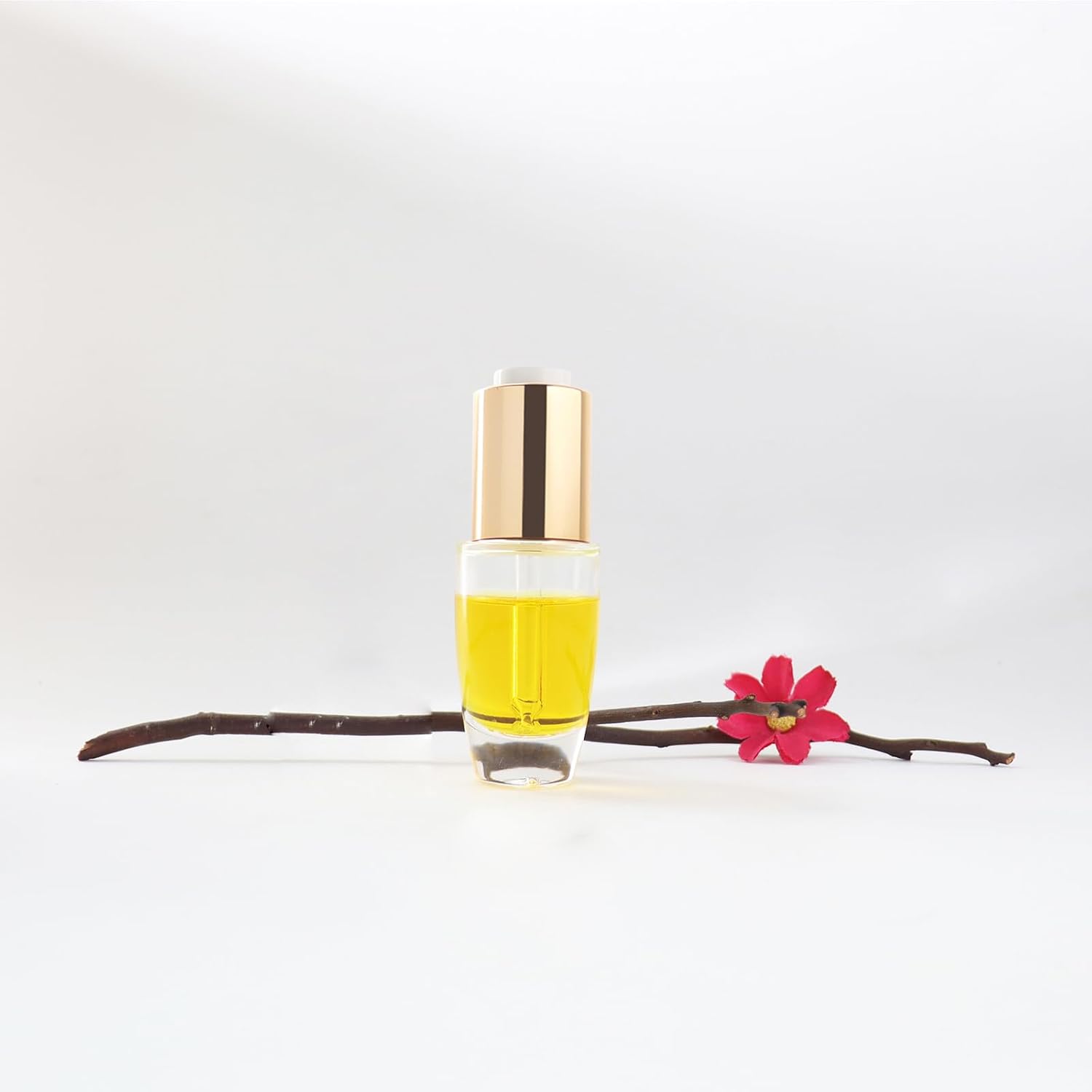 20ml Straight-Shouldered U-Shaped Glass Bottles with White Push-Top Caps and Gold-Colored Aluminum Outer Caps; Suitable for Essential Oils and Leak-Proof Travel Bottles; Set of 12