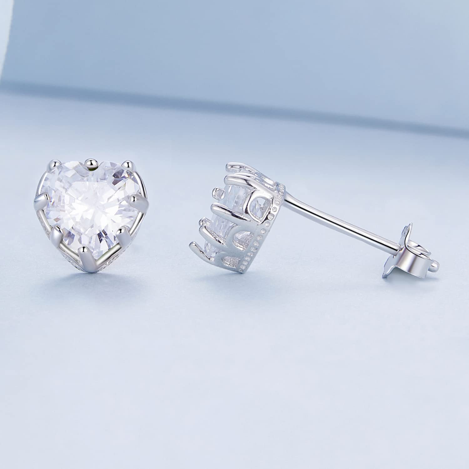 YCTTKDD Ohrstecker aus 925er-Sterlingsilber, funkelndes Herz, rund, mit Geburtsstein im Prinzessinnenschliff, für Frauen, Geburtstagsschmuck
