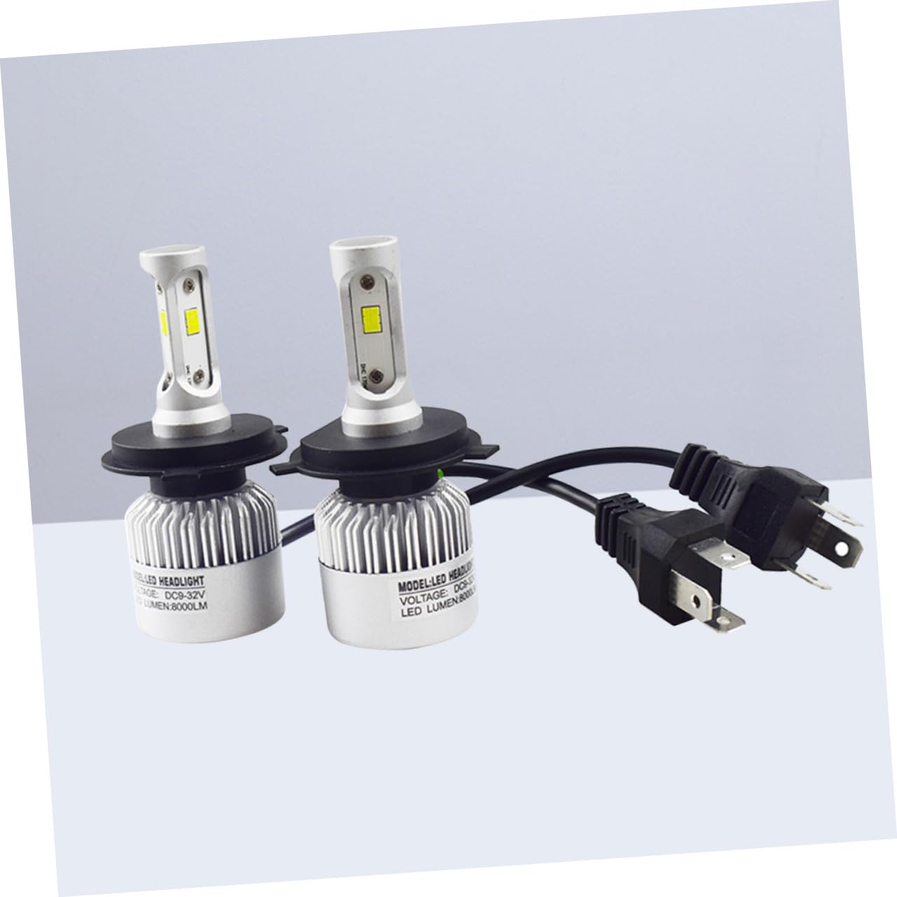 Lampadina LED H4 Csp per Fari Auto e Camion in Alluminio, 2 Pezzi | Chip Csp, Emissione Intensa Omogenea, Mini Ventola Rapida, Impostazione Alogena Compatta, per Montaggio Stabile su Veicoli