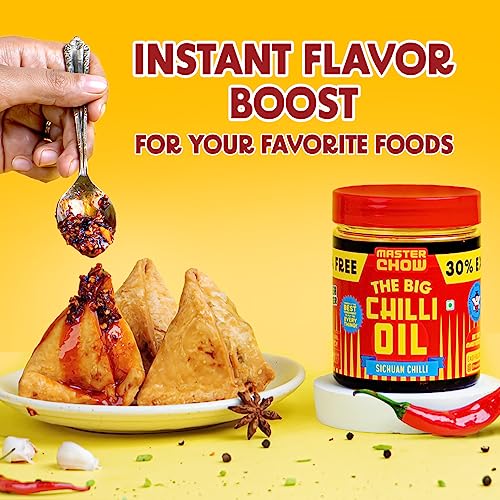 Image of MasterChow Chilli Oil Spicy Sichuan Chilli Oil (450gms) - 30% Extra | Made with Sichuan Peppercorns, Crunchy Garlic & Red Chillies