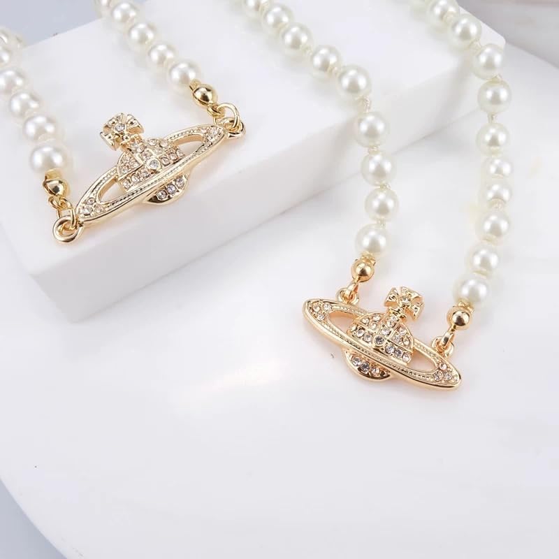 Punk Necklaces of Saturn for Women - Pearl Chain Crystal Quartz Saturn Pendant Necklace in Punk Style (Gold White)