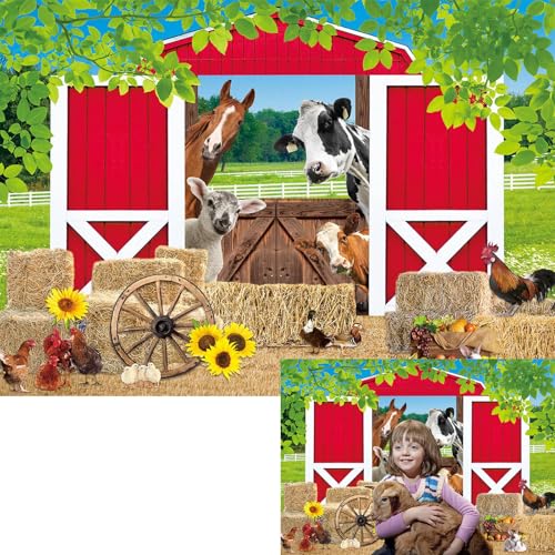 Toile de fond de ferme rouge avec meule de foin et paysage rustique