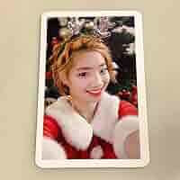 TWICE クリスマス エディション CD (ダヒョントレカ付) 514S5rKX9TL._AC_SY200_QL15_.jpg