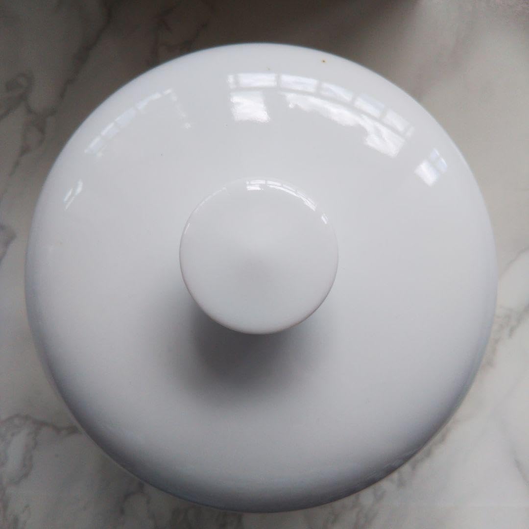 Amazon.co.jp: 廣澤 益二郎 白磁 蓋物 有田焼 : おもちゃ