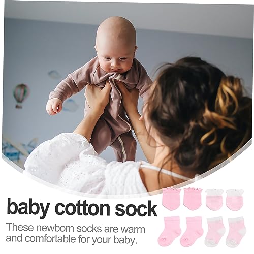 Kisangel 4 Pairs Socks and Mittens Soft Breathable Cotton Ankle Socks and Winter Gloves for Comfortable Showers3