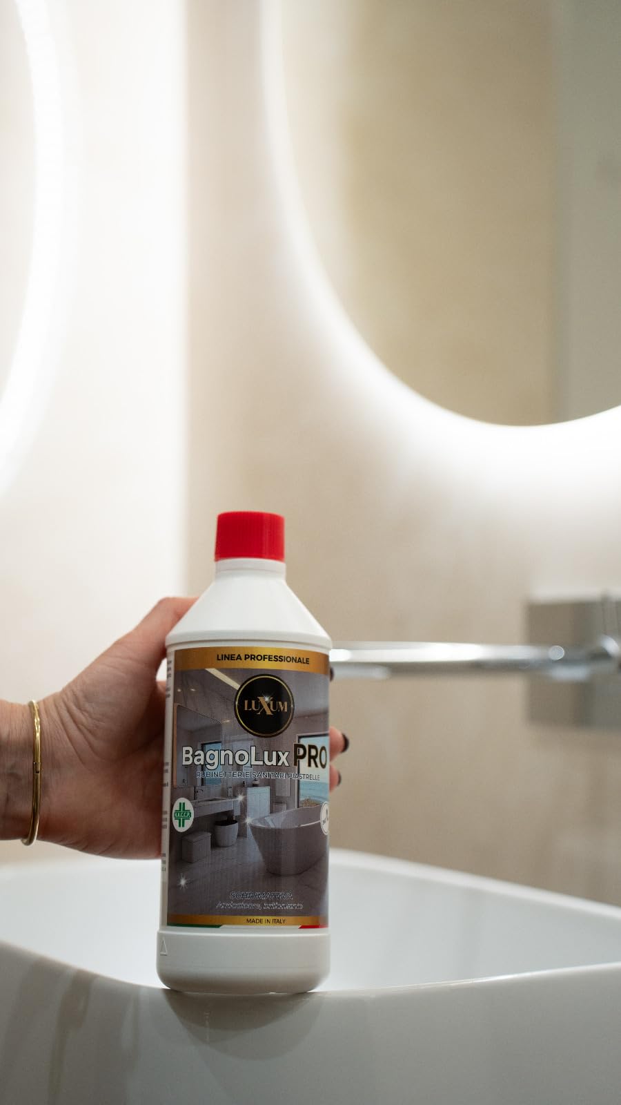 Bagnolux - PRO Detergente schiumogeno, disincrostante, lucidante e antigoccia HACCP – 2 ×750 ml