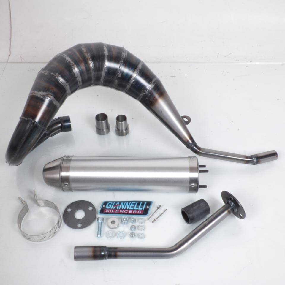 Linea di scarico racing di relax nuovo per motore a 2 tempi. Vaso della marca Giannelli dotato di un silenziatore in alluminio. Dimensioni: diametro esterno lato cilindro 35 mm. Diametro interno lato cilindro 32 mm. Diametro distanziale 25/32 mm e 28/32 mm. Consegnato come da foto.